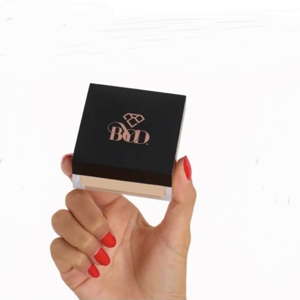 BYOD Be Your Own Desire Matte Magic Loose Powder In Translucent - Picture 4 of 4